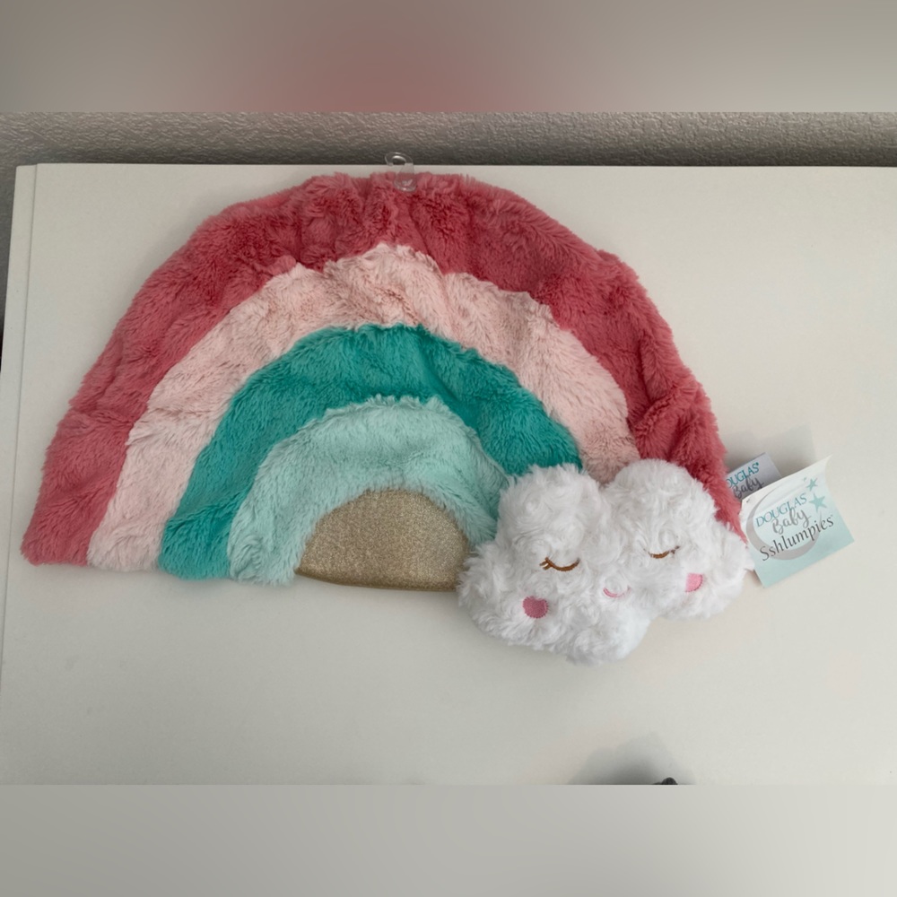 🌈NWT🌈 Super soft plush rainbow cloud sshlumpie. Douglas Baby brand